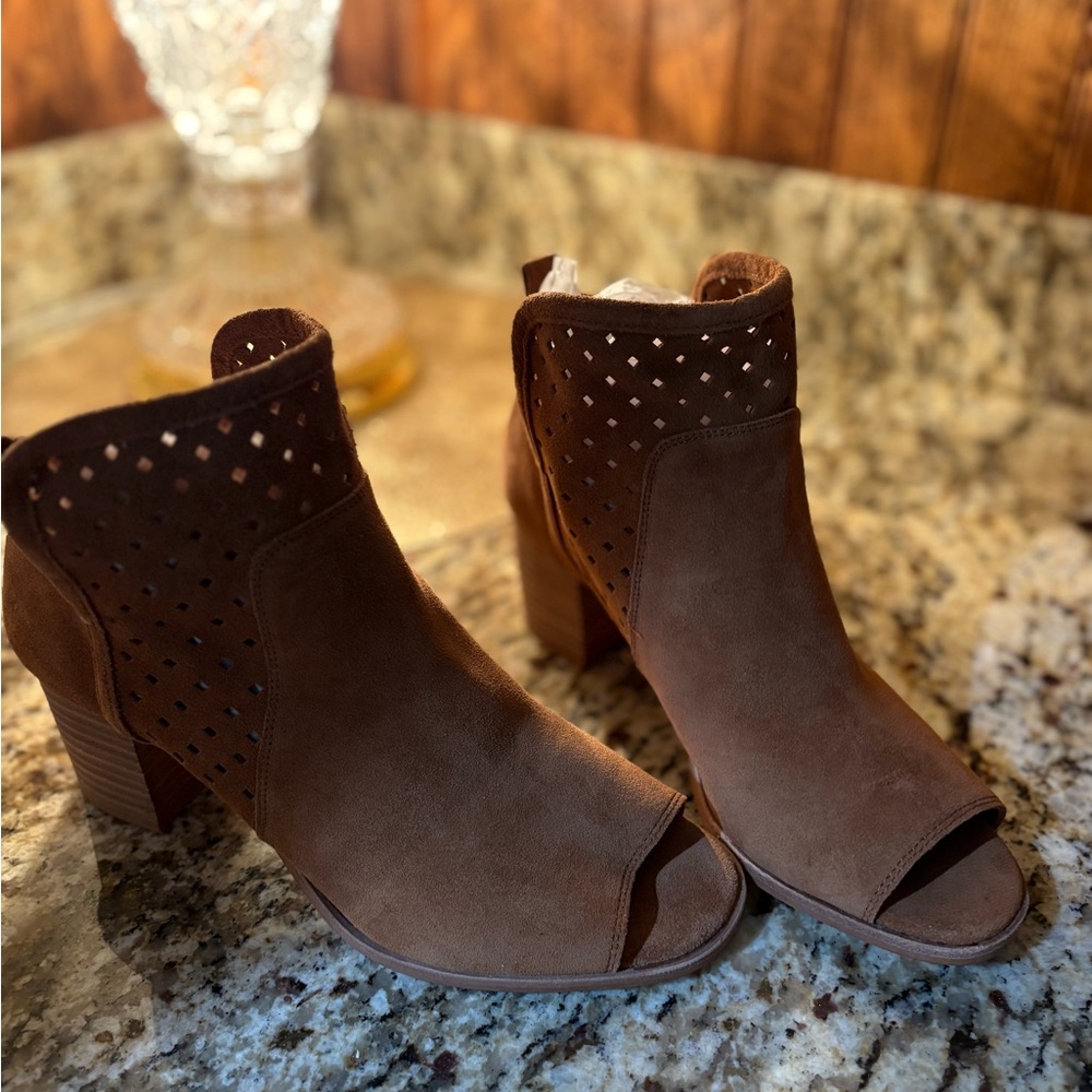 Gianni Bini Rezzy brown suede perforated peep-toe booties